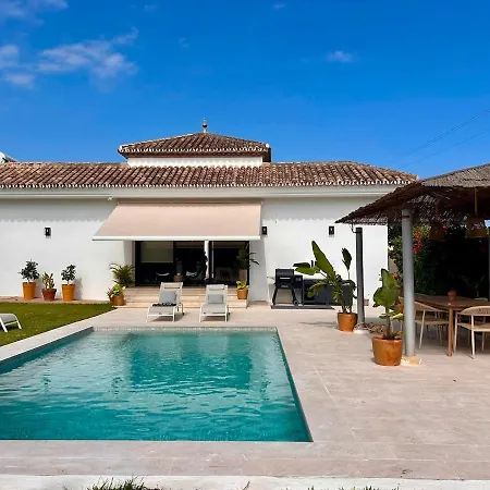 Villa El Rancho With Pool Near Puerto Banus Marbella