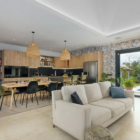 El Rancho With Pool Near Puerto Banus فيلة ماربيا