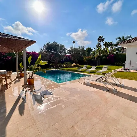 El Rancho With Pool Near Puerto Banus